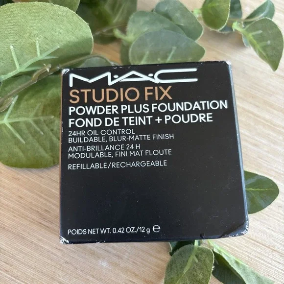 NW35 MAC Studio Fix Powder Plus Foundation Full Size 15g, Original Formula, NIB - Picture 1 of 2